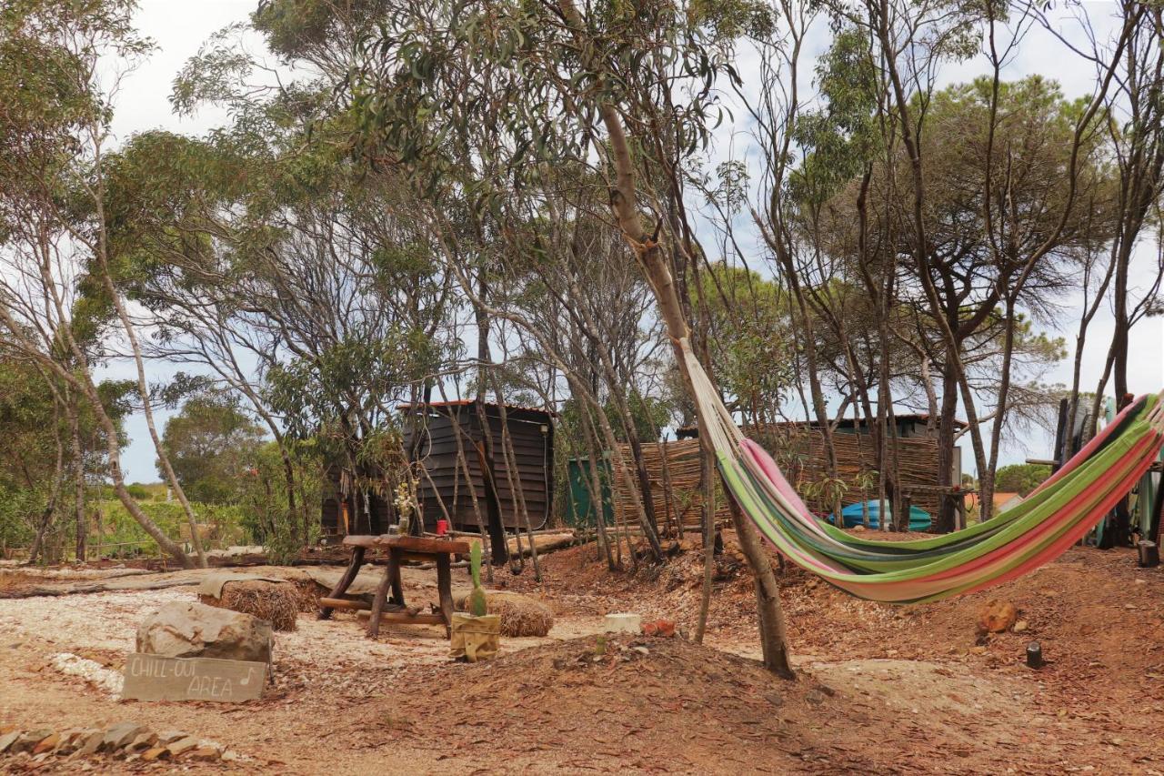 Soul Farm Algarve - Glamping & Farm Houses アルジェズール エクステリア 写真